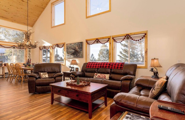 Lakeview Getaway at Georgetown Lake with Hot Tub!