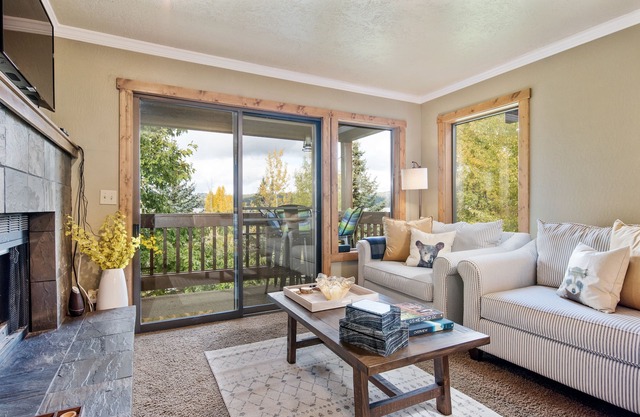 Lakeview Mountain Retreat