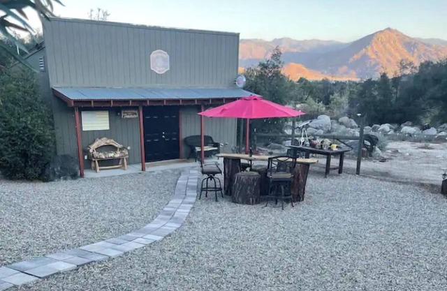 Lakeview Nature Retreat w Hot Tub & Private sCreek Access