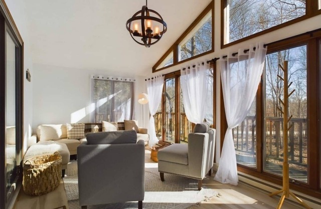 Lakeview - Rustic - Master Suite