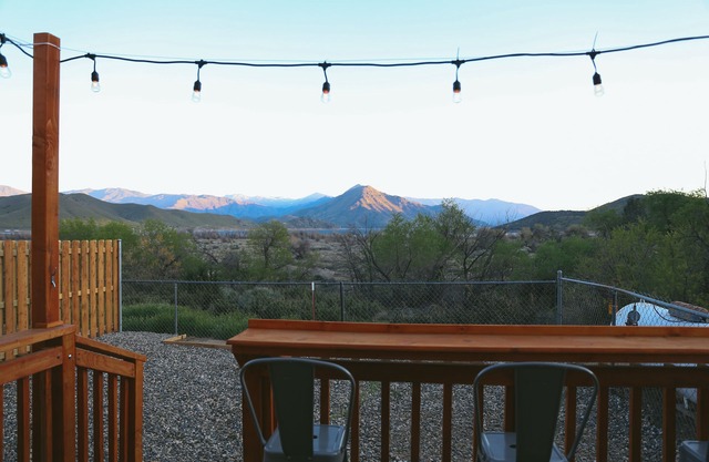 Lakeview Terrasse Cal King Studio!