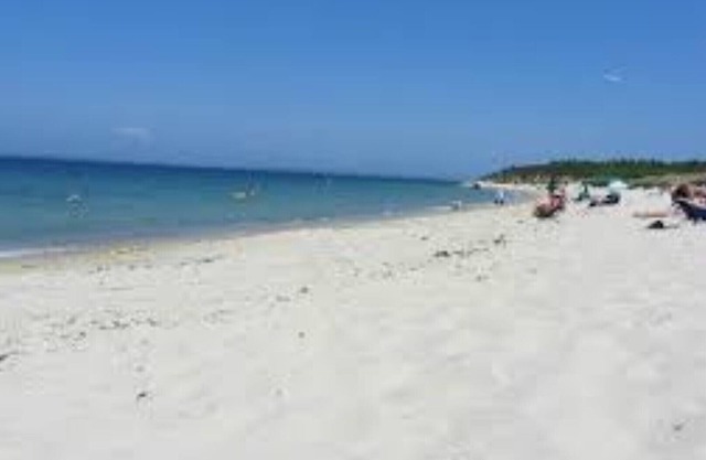 Lamberts Cove West Tisbury Country Retreat