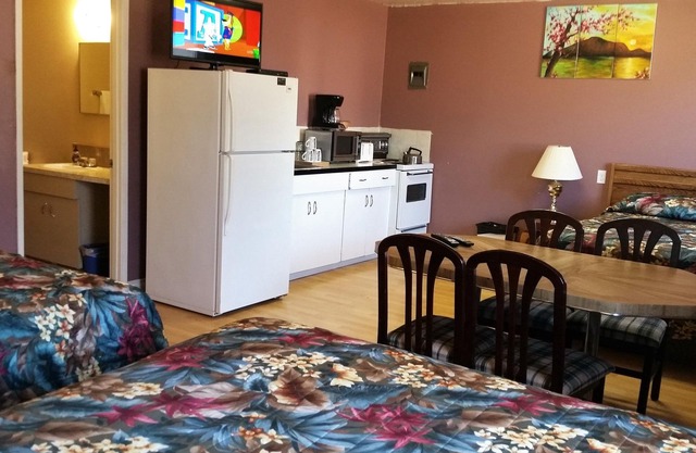 Lamplighter Viking Motel