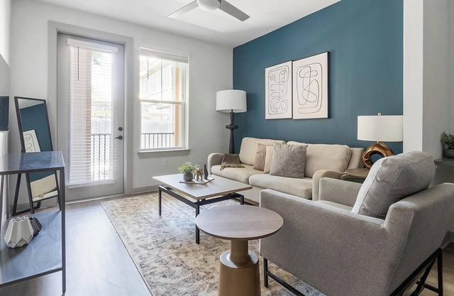 Landing | Amazing 1BD, Courtyard, Pool