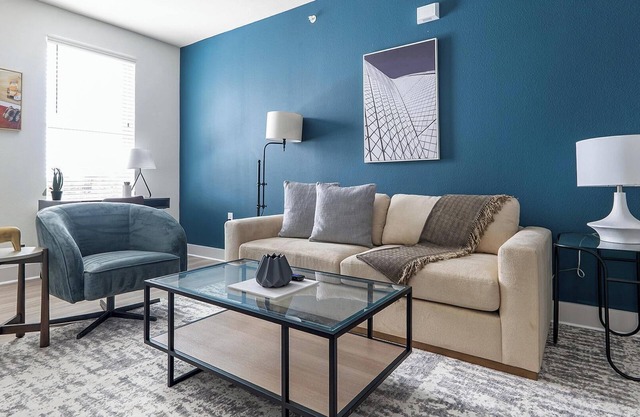 Landing | Amazing 1BD, Pool, Gym