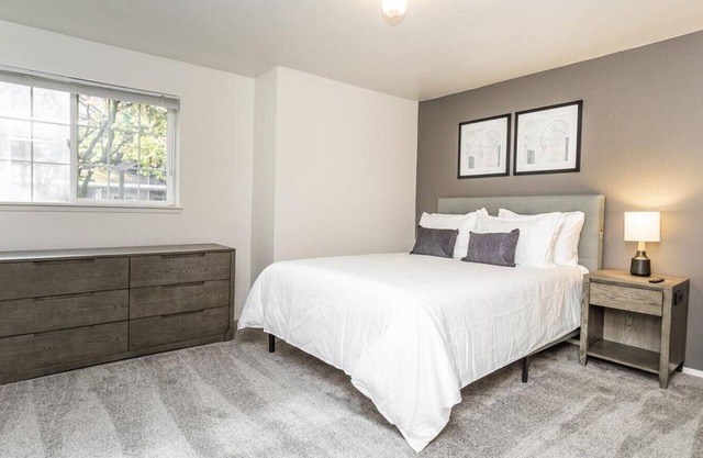 Landing at Aspen Creek - 1 Bedroom in South Hill