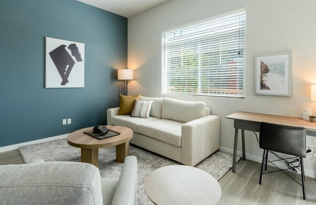 Landing at Avilla Eastlake - 1 Bedroom in Downtown Thornton
