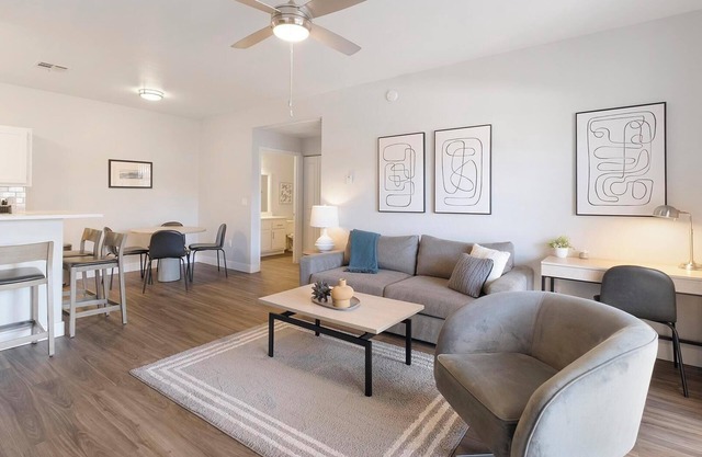 Landing at Boulders at Lookout Mountain - 2 Bed.
