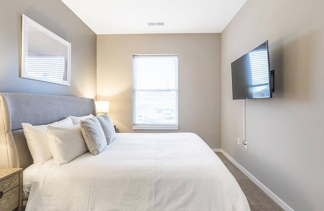 Landing at Cityscape Flats - 1 Bedroom in West Central