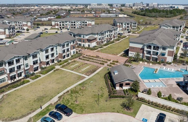 Landing at Falcon at Grand Harbor - 1 Bedroom in West Cypress