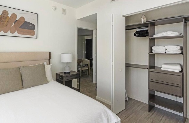 Landing at Flow Fort Lauderdale - 2 Bedrooms in South Fort Lauderdale