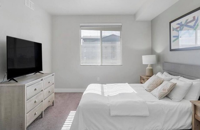 Landing at Gardner Station - 1 Bedroom in Downtown West Jordan