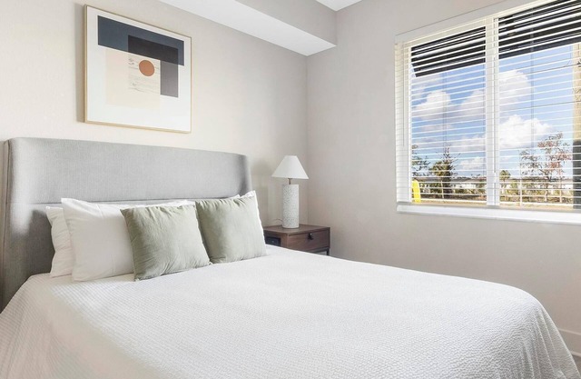 Landing at Gateway Commons - 2 Bedrooms in Elle.