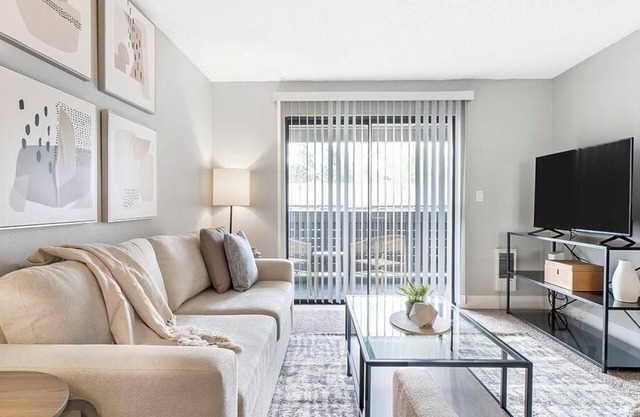Landing at Grammercy - 2 Bedrooms in Downtown Renton