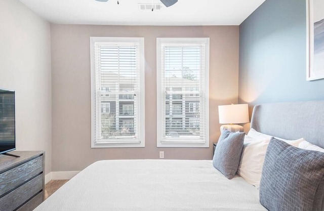 Landing at Heyward West Ashley - 2 Bedrooms in West Ashley