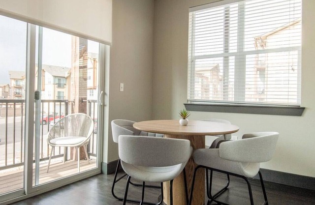 Landing at Montane - 2 Bedrooms in Downtown Parker