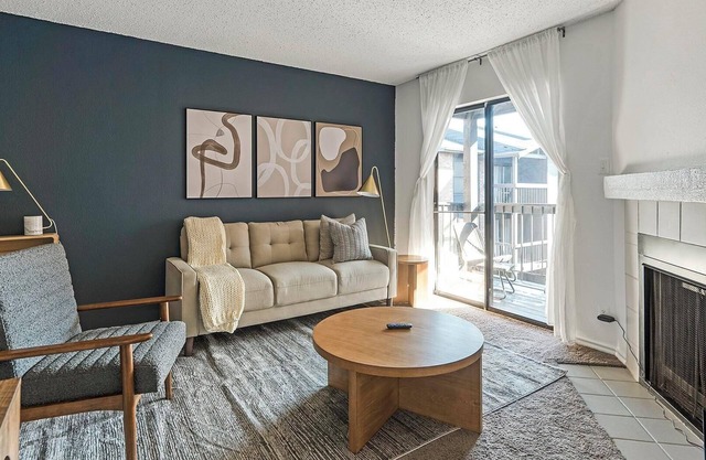Landing at Mueller Flats - 1 Bedroom in Windsor.