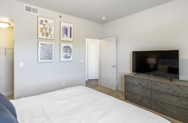 Landing at Oquirrh Hills - 1 Bedroom in Downtown Magna