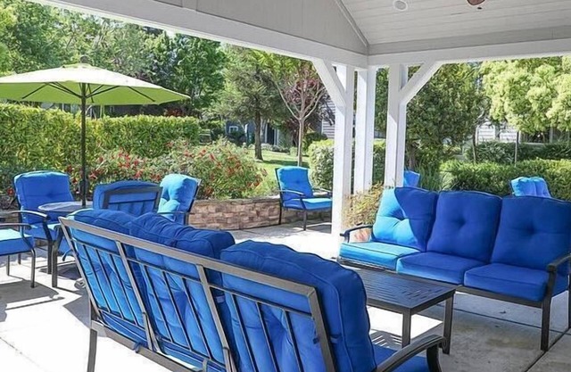 Landing at Rocklin Ranch Apartments - 1 Bedroom in Downtown Rocklin