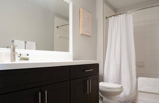 Landing at Solero Plantation - 3 Bedrooms in Downtown Plantation