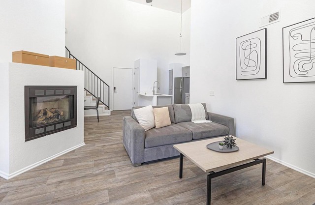 Landing at Ten01 On The Lake - 2 Bedrooms in Tempe