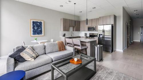 Landing at The 600 - Birmingham