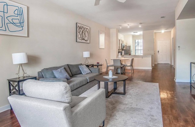 Landing at The Bristol on Union - 2 Bedrooms in.