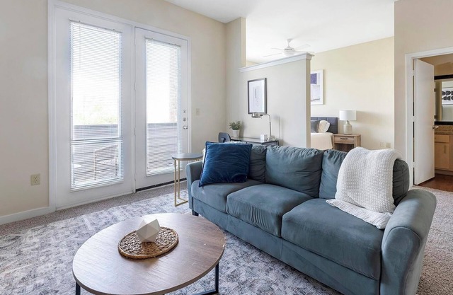 Landing at The Bristol on Union - 1 Bedroom in .
