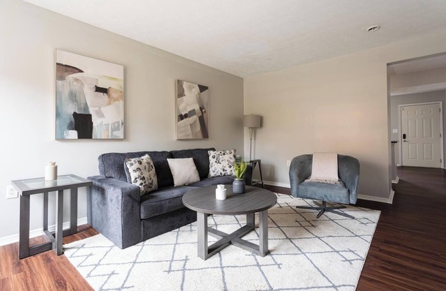 Landing at The Landing - 2 Bedrooms in East Dayton
