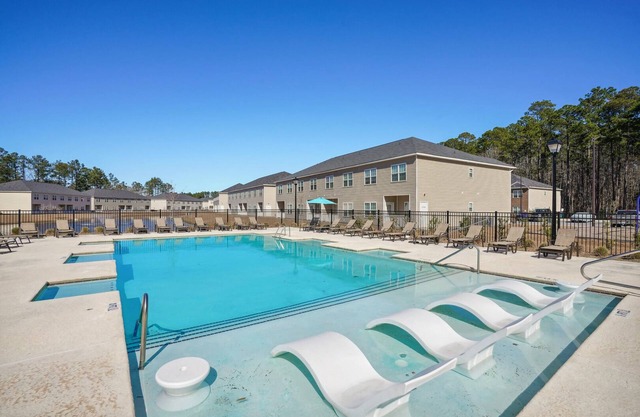 Landing at The Meadows - 2 Bedrooms in Bloomingdale