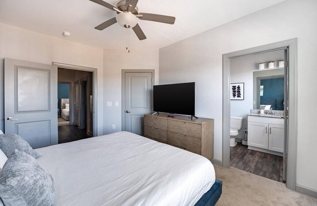 Landing at Parker Myrtle Beach - 2 Bedrooms in Downtown Myrtle Beach