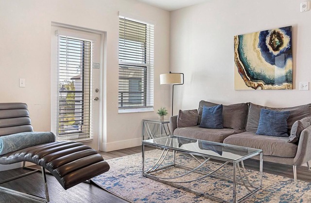 Landing at The Pointe on Westshore - 2 Bedrooms...