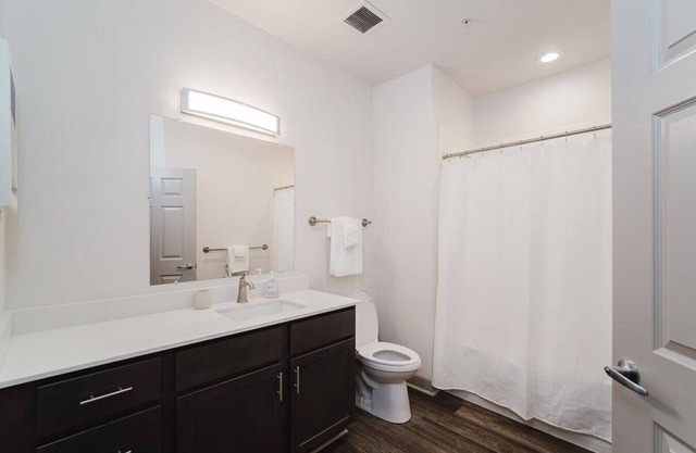 Landing at The Village at Stetson Square - 2 Bedrooms in Corryville