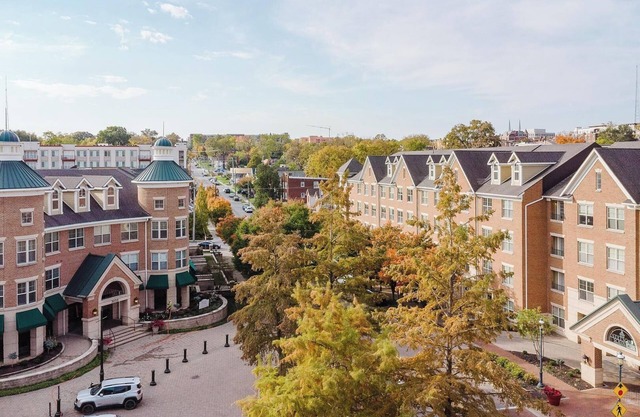Landing at The Village at Stetson Square - 2 Bedrooms in Corryville