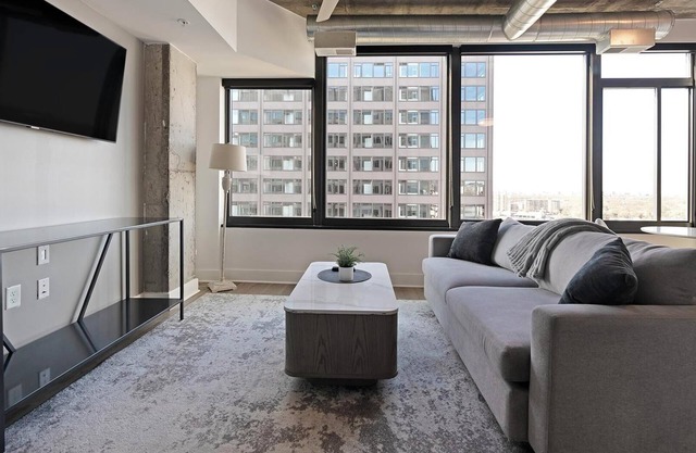 Landing at Three Collective - 1 Bedroom in Fall.