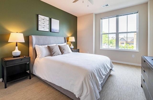 Landing at Vantage - 1 Bedroom in Hancock