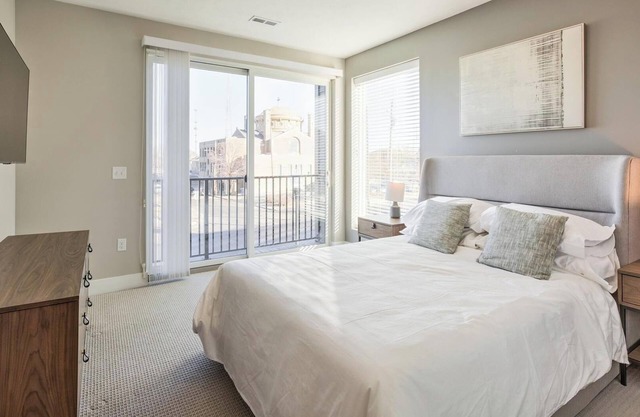 Landing at Vantage - 1 Bedroom in Hancock