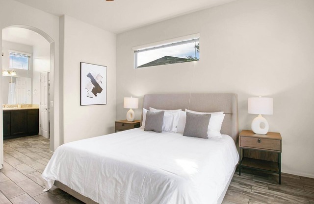 Landing at Vantage - 2 Bedrooms in Hancock