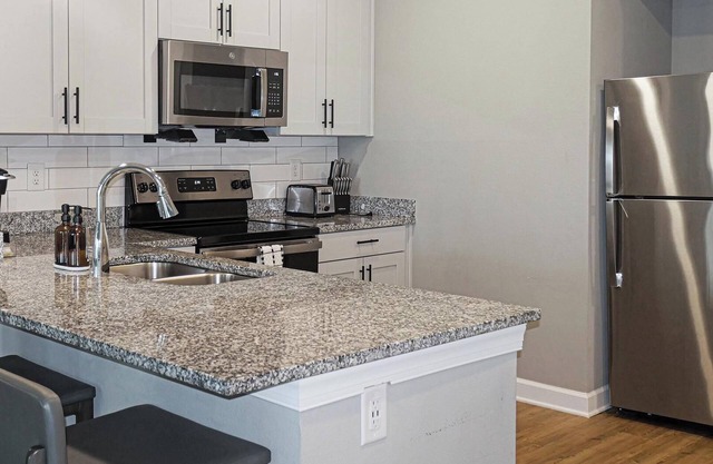Landing | Beautiful 1BD, Yoga Studio, Gym