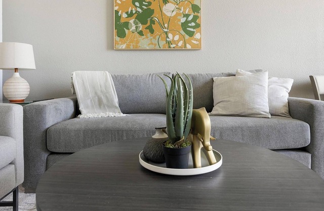Landing | Beautiful 1BD, Game Room, Gym