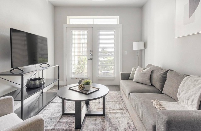 Landing | Beautiful 1BD, Game Room, Courtyard