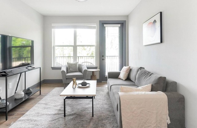 Landing at The Note - 1 Bedroom in Northside