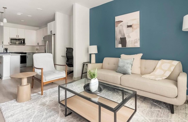 Landing | Chic 1BD, Gym, Courtyard