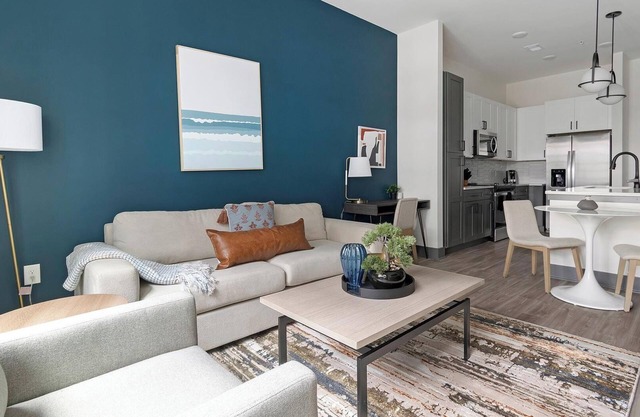 Landing | Chic 1BD, Gym, Pool
