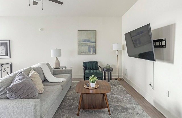 Landing at The Standard River District - 1 Bedroom in River District