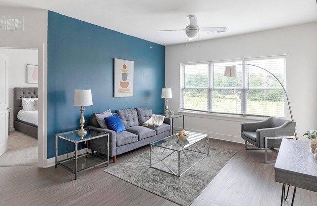 Landing | Incredible 2BD, Gym, Yoga Studio