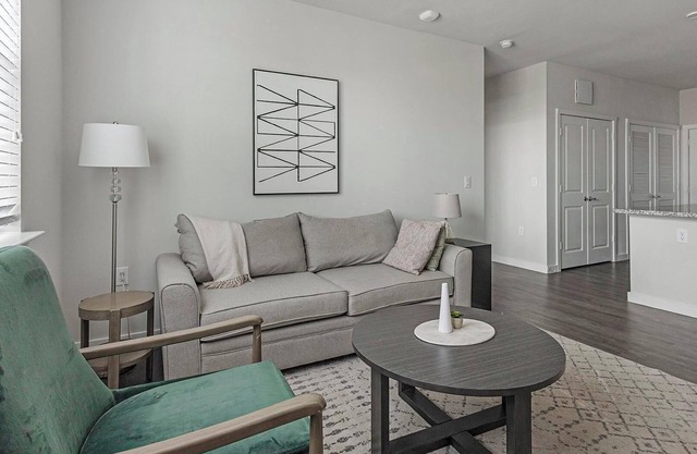 Landing at Bellrock Memorial - 2 Bedrooms in Northwest Houston