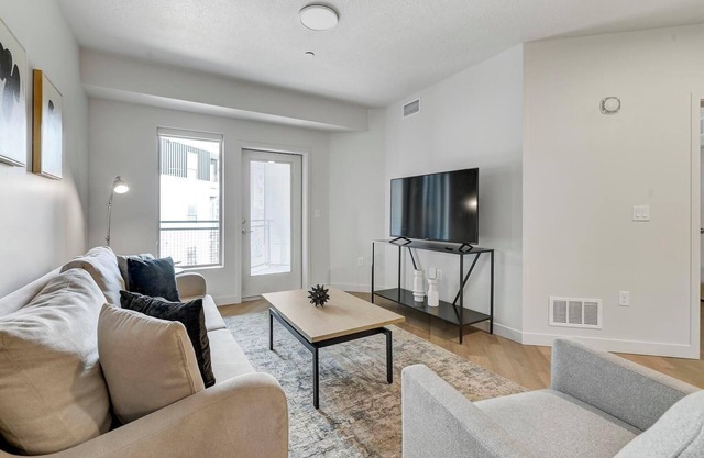 Landing | Modern 1BD, Yoga Studio, Clubhouse