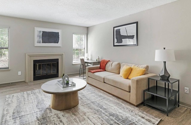Landing | Modern 1BD, Gym, Pool