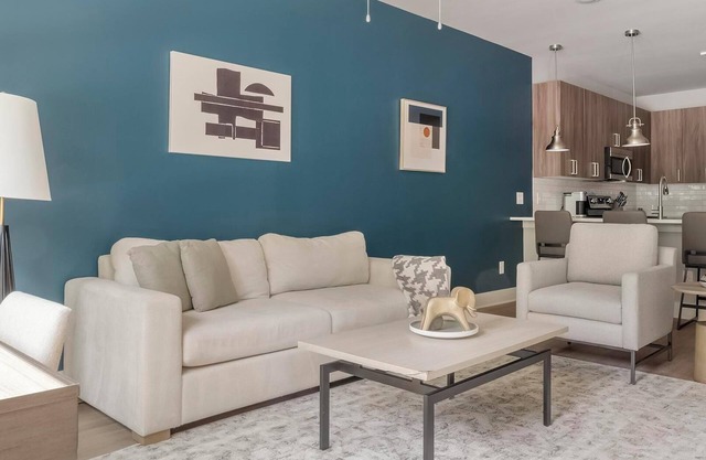 Landing | Modern 1BD, Rooftop Lounge, Gym